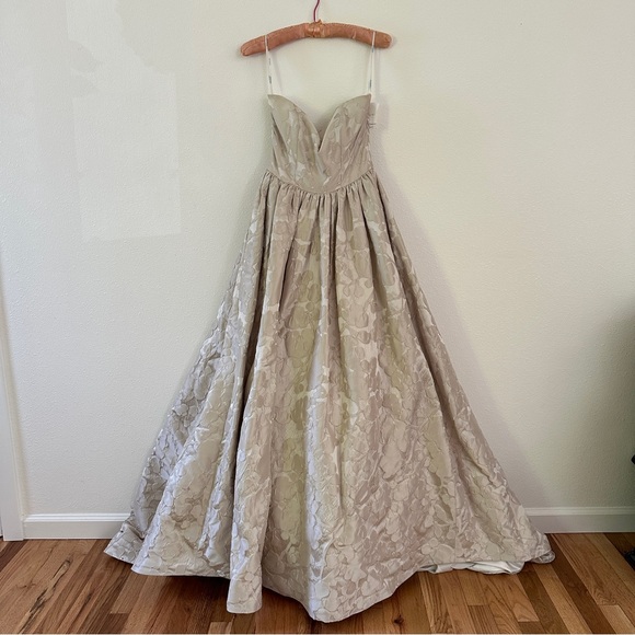 Modern Trousseau Regan Silk Brocade Gown - Picture 1 of 16
